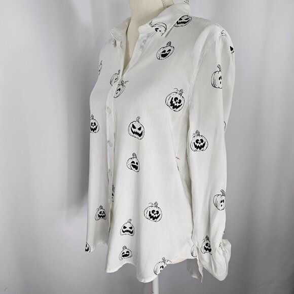 Women's White & Black Pumpkin Print Rayon Button Front Blouse Size M NWOT - Picture 4 of 13